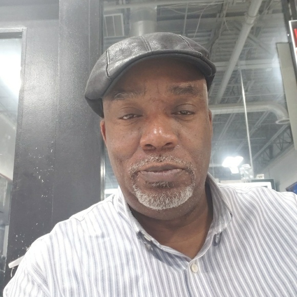 Meet your Posher, Troy - Picture 1 of 1